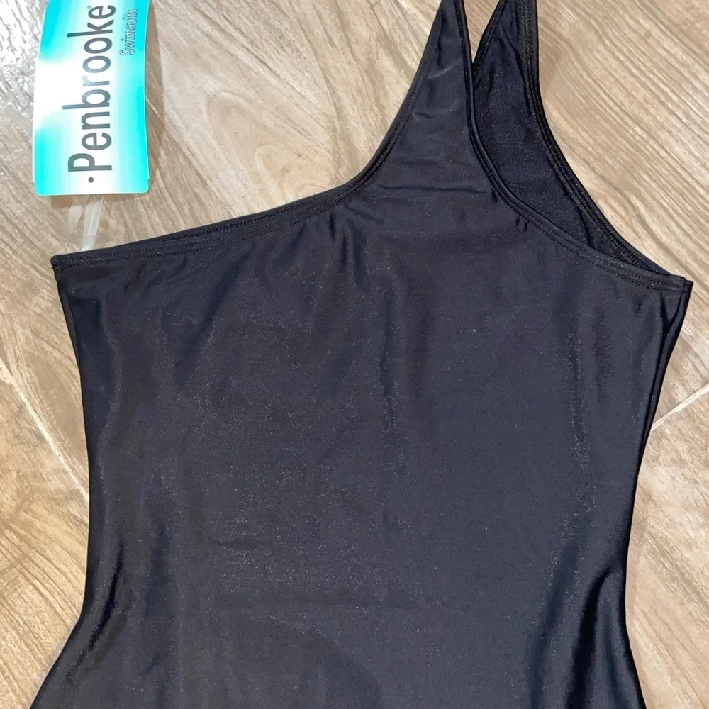 Penbrooke Swimsuit one shoulder